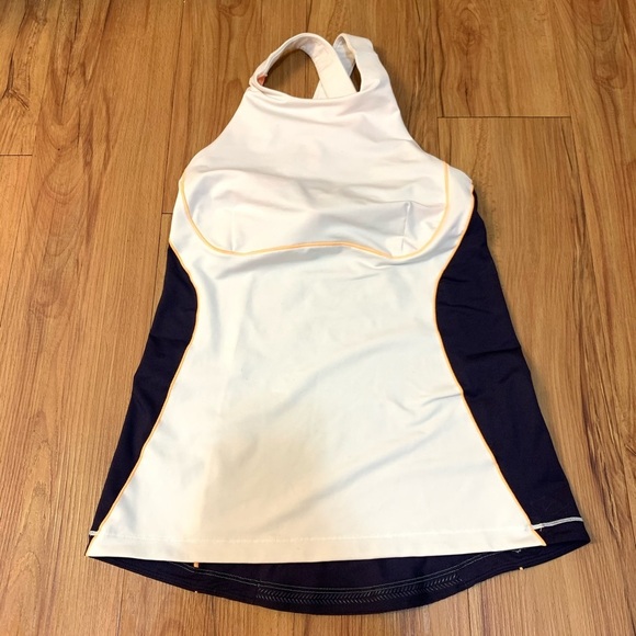 Lululemon Spin It To Win It Tank White & Navy - Picture 4 of 8